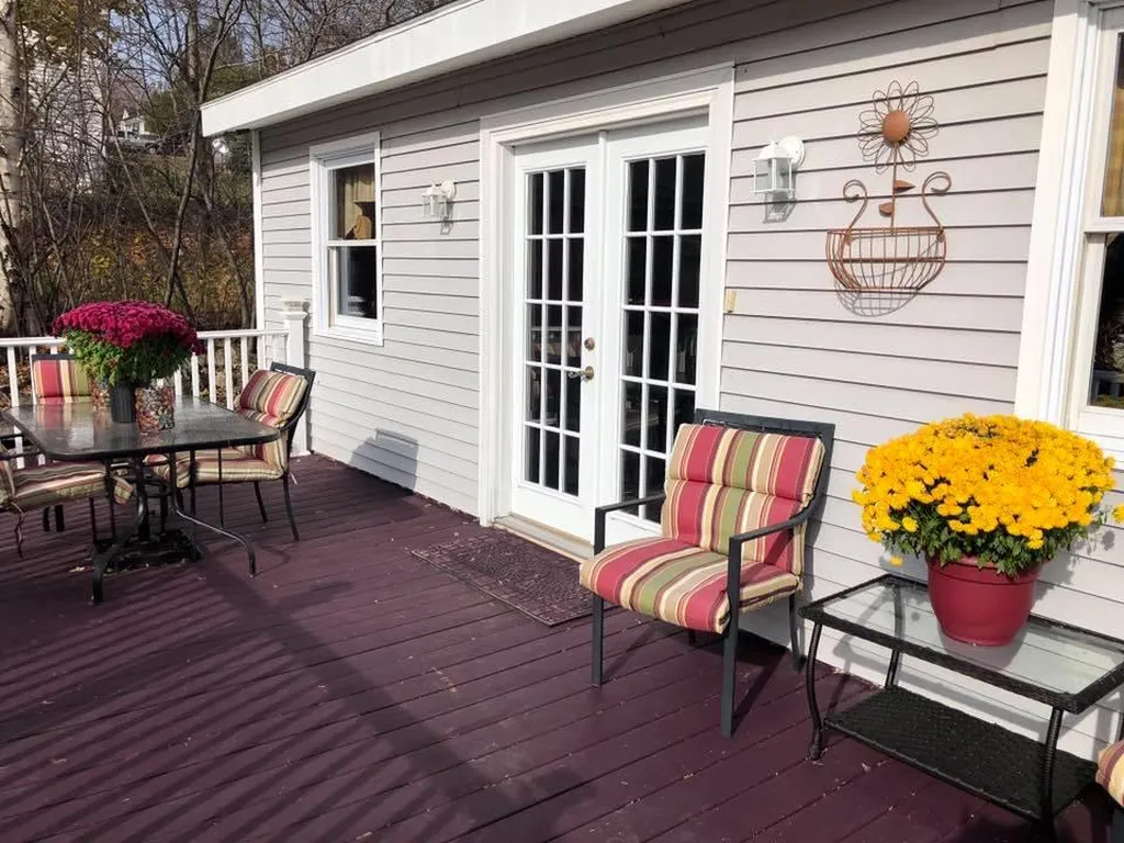 5 1st Street Gorham NH 03581