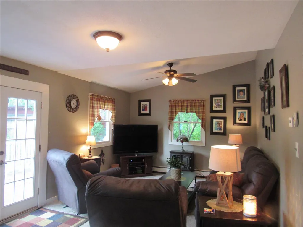 5 1st Street Gorham NH 03581