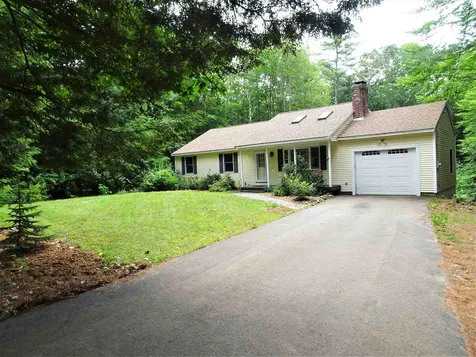 87 Sherborne Road Barrington NH 03825