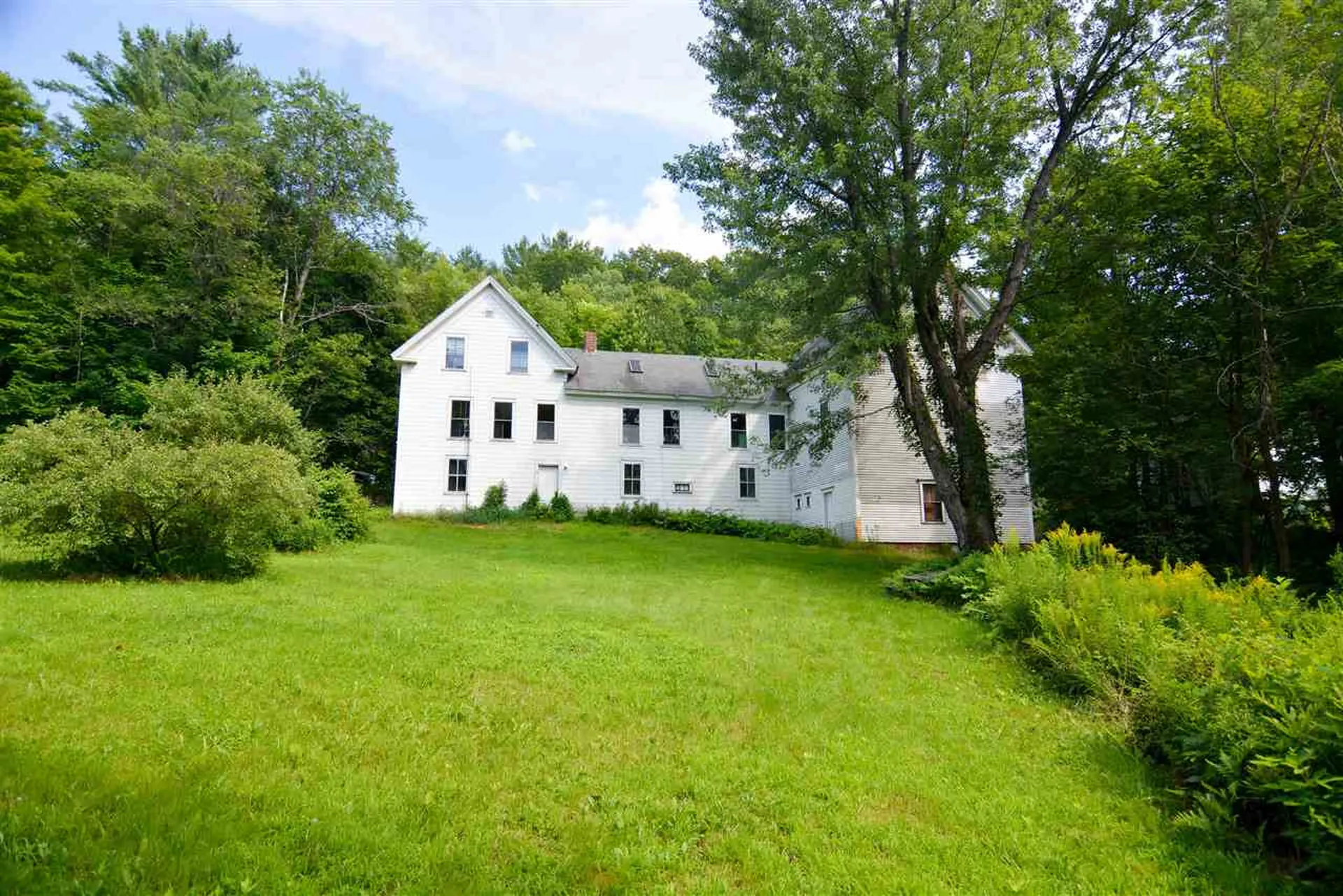 49 Thompson Street Ashland NH 03217