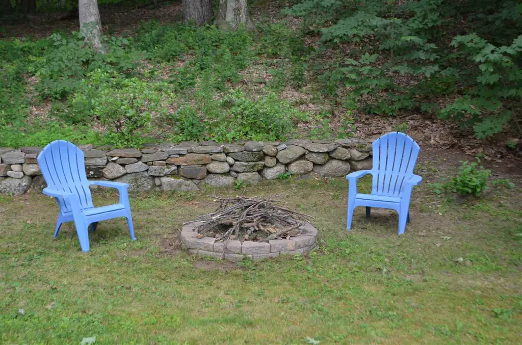 50 Village Green Henniker NH 03242
