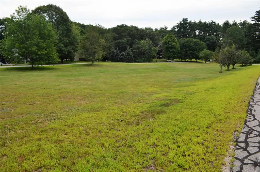 50 Village Green Henniker NH 03242
