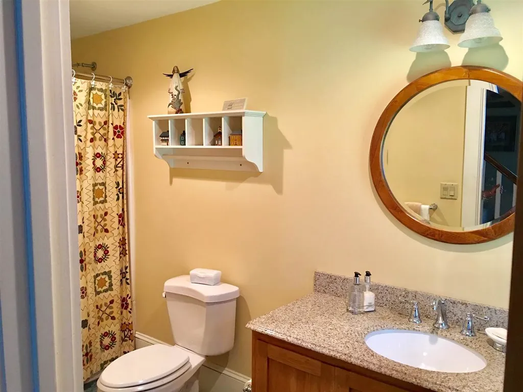 185 Meredith Center Road Meredith NH 03253
