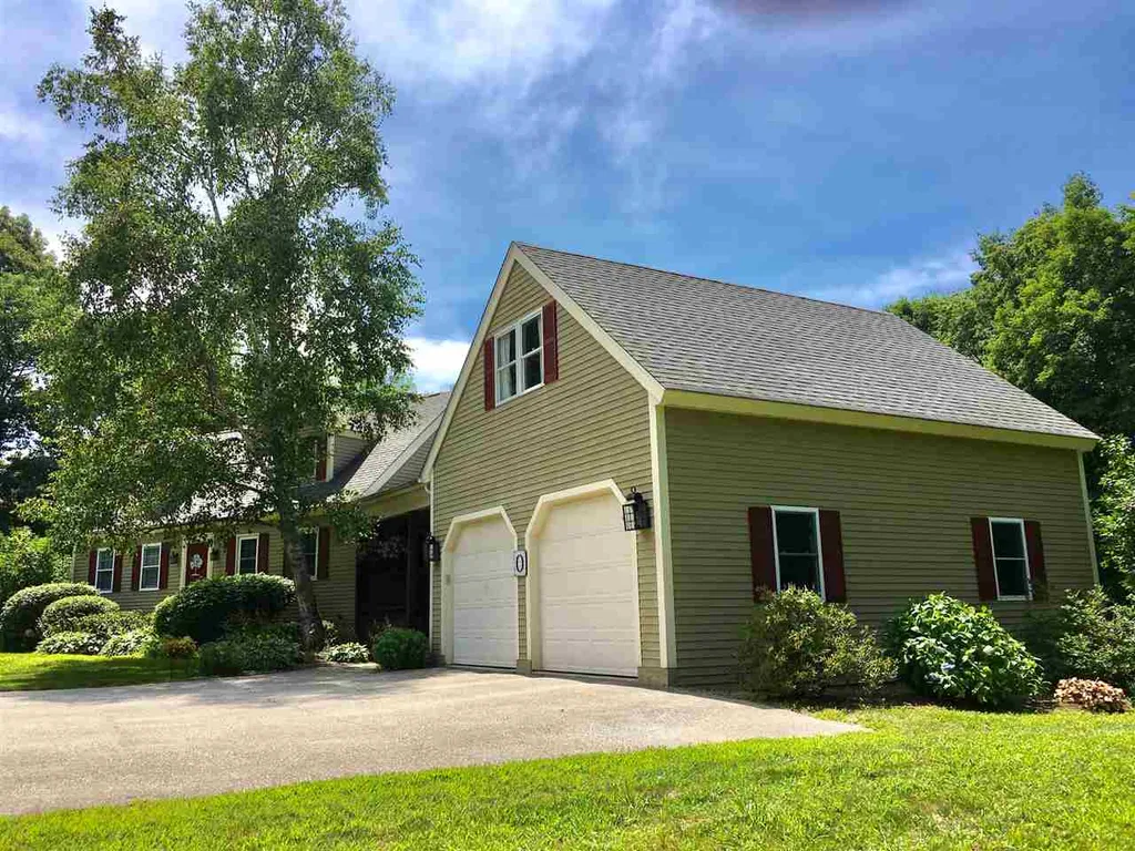 185 Meredith Center Road Meredith NH 03253