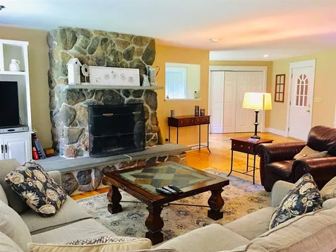 185 Meredith Center Road Meredith NH 03253