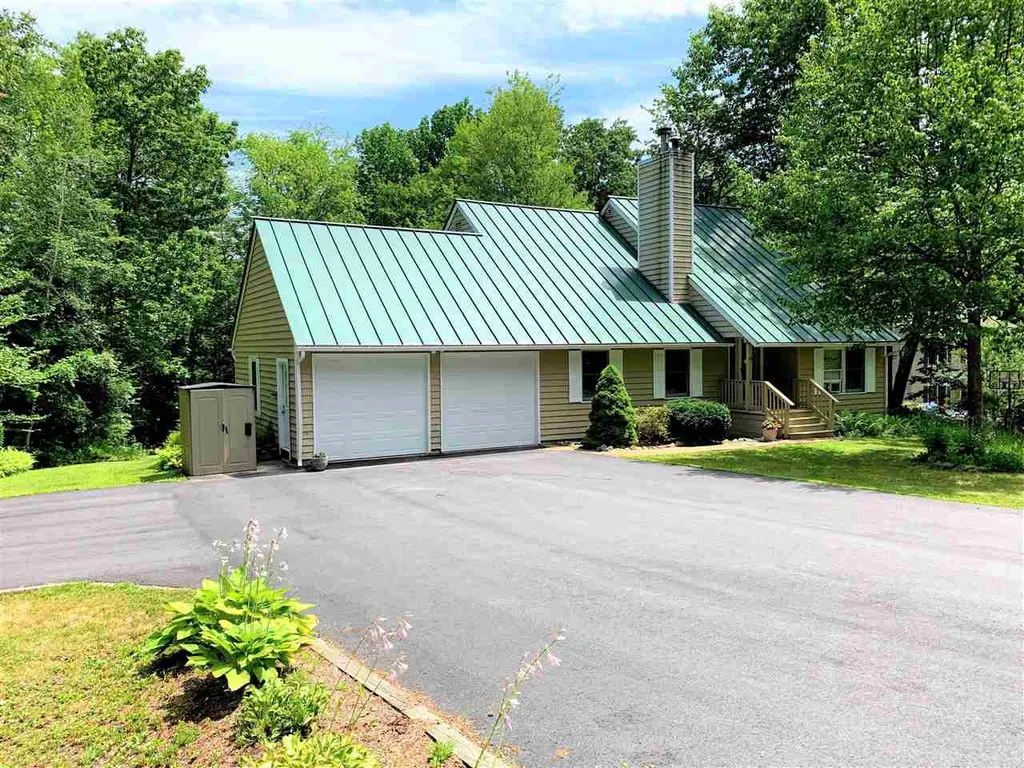 49 Symonds Road Hillsborough NH 03244