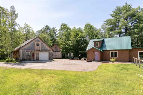 1375 Winona Road New Hampton NH 03256