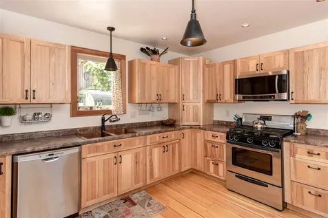 1375 Winona Road New Hampton NH 03256