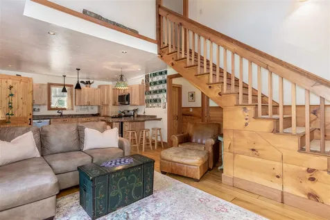 1375 Winona Road New Hampton NH 03256