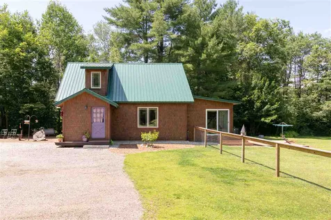 1375 Winona Road New Hampton NH 03256