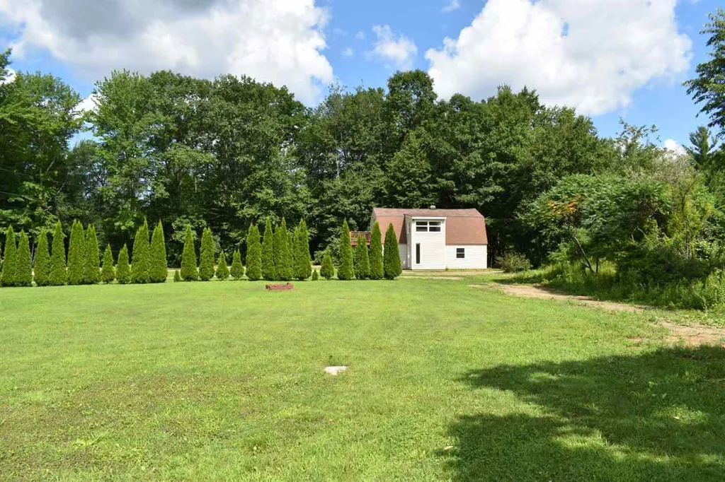167 Four Rod Road Rochester NH 03867