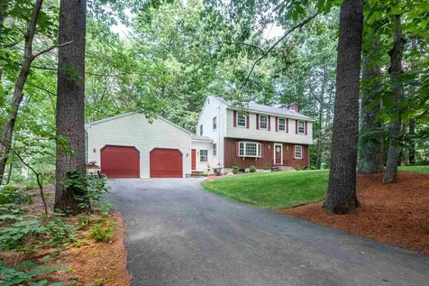 54 Shannon Road Salem NH 03079
