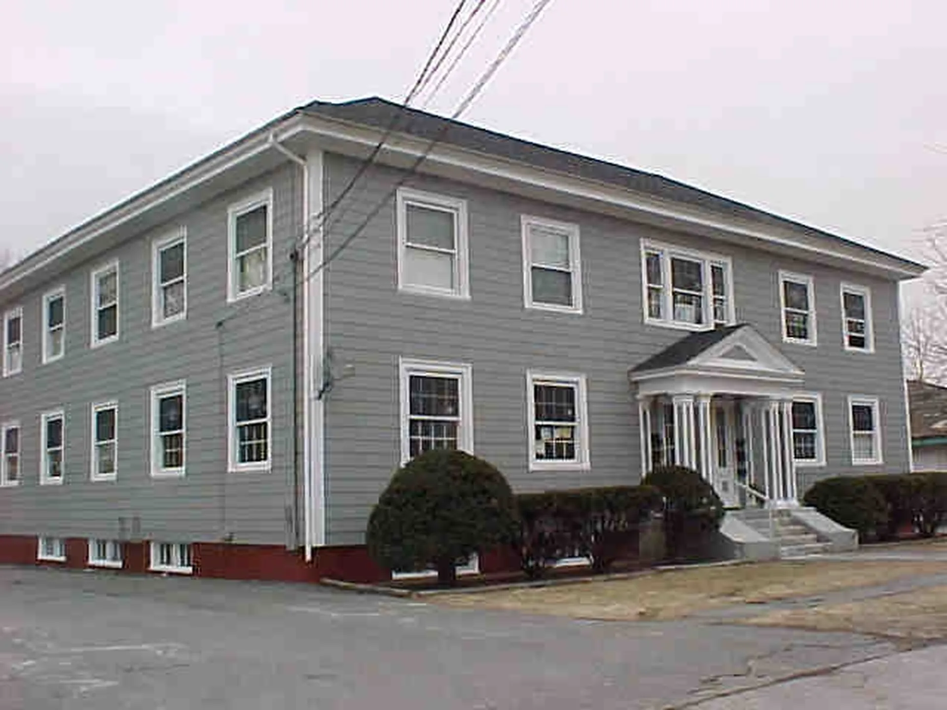 9 Central Street Salem NH 03079