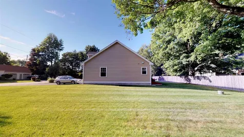1 Meetinghouse Terrace Bedford NH 03110