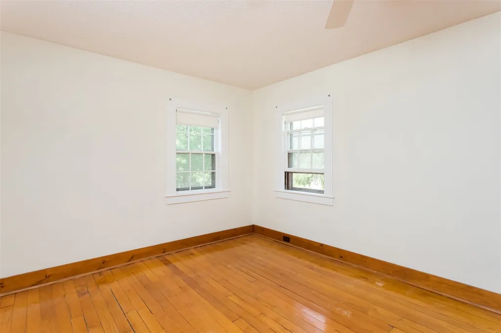 19 Cedar Street Newmarket NH 03857