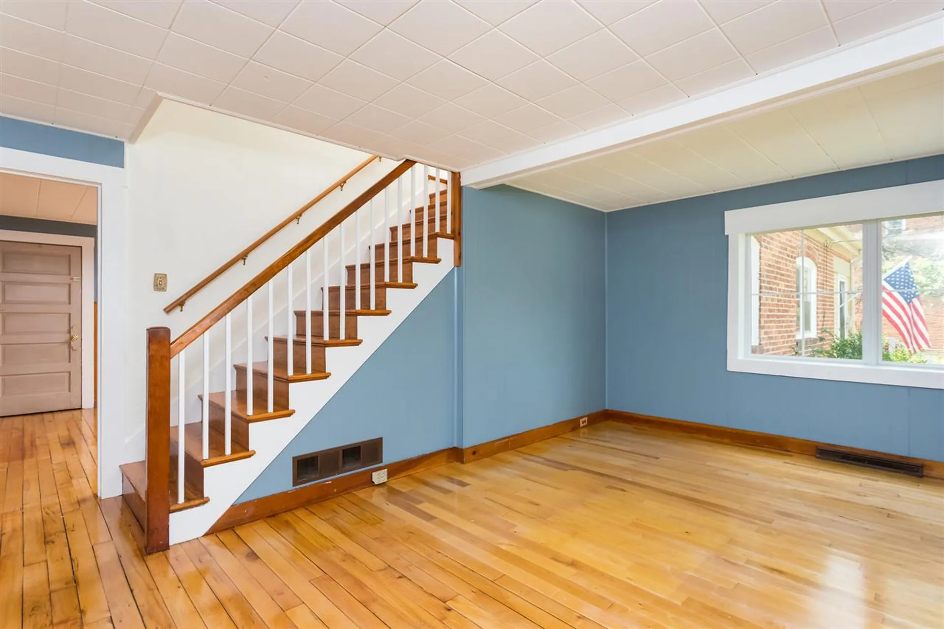 19 Cedar Street Newmarket NH 03857