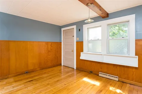19 Cedar Street Newmarket NH 03857