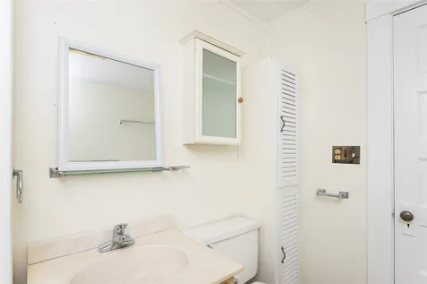 19 Cedar Street Newmarket NH 03857