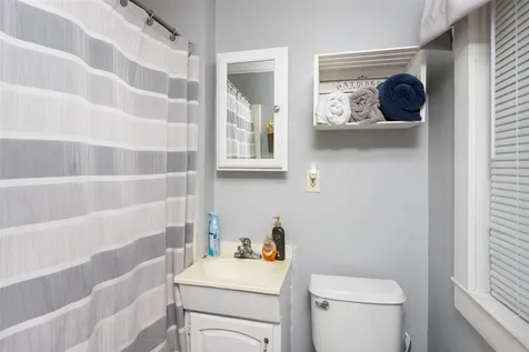 19 Cedar Street Newmarket NH 03857