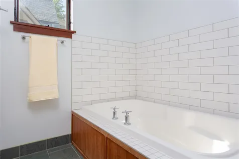 191 South Winooski Avenue Burlington VT 05401