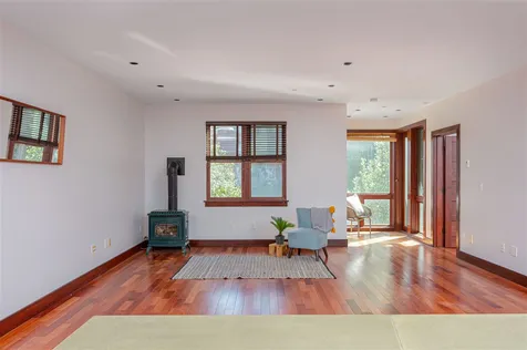 191 South Winooski Avenue Burlington VT 05401