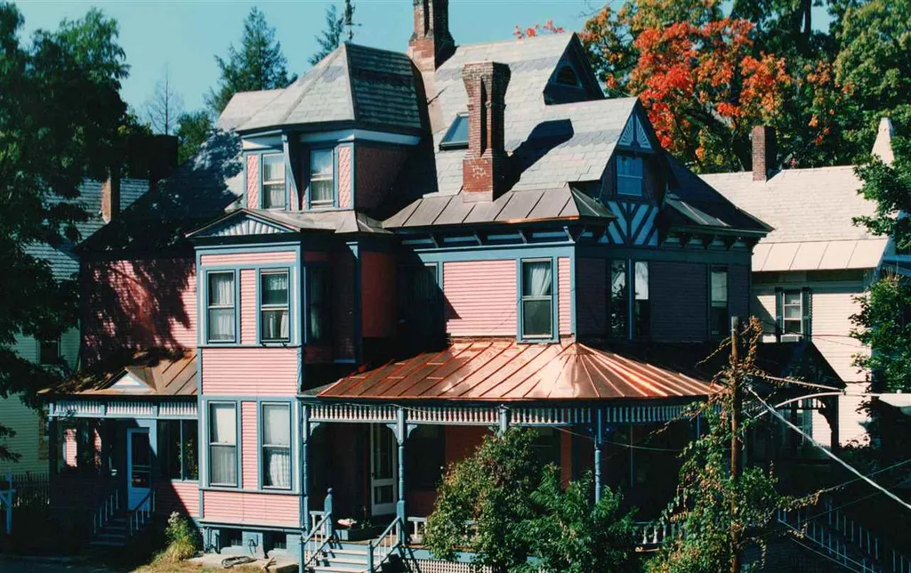 40 High Street Brattleboro VT 05301