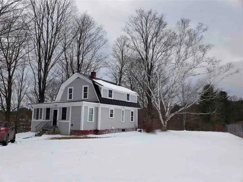 25 Plains Road Claremont NH 03743
