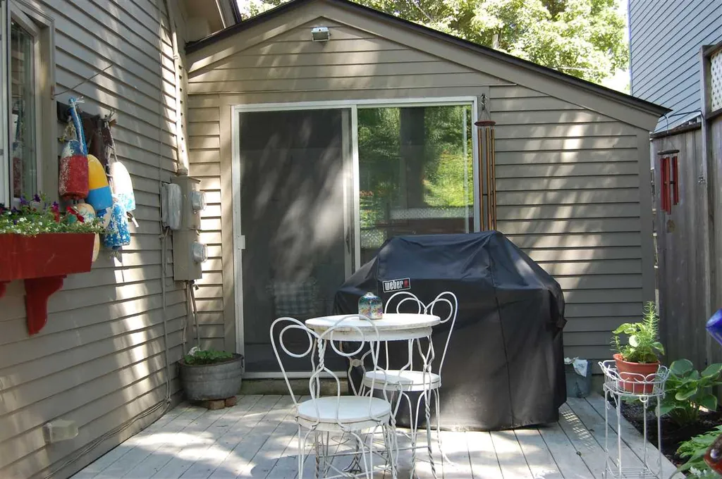 9 Camp Road Hopkinton NH 03229