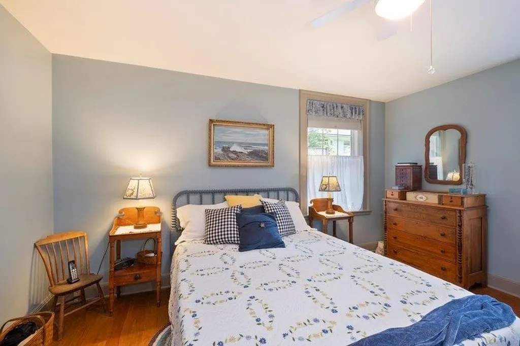 9 Camp Road Hopkinton NH 03229