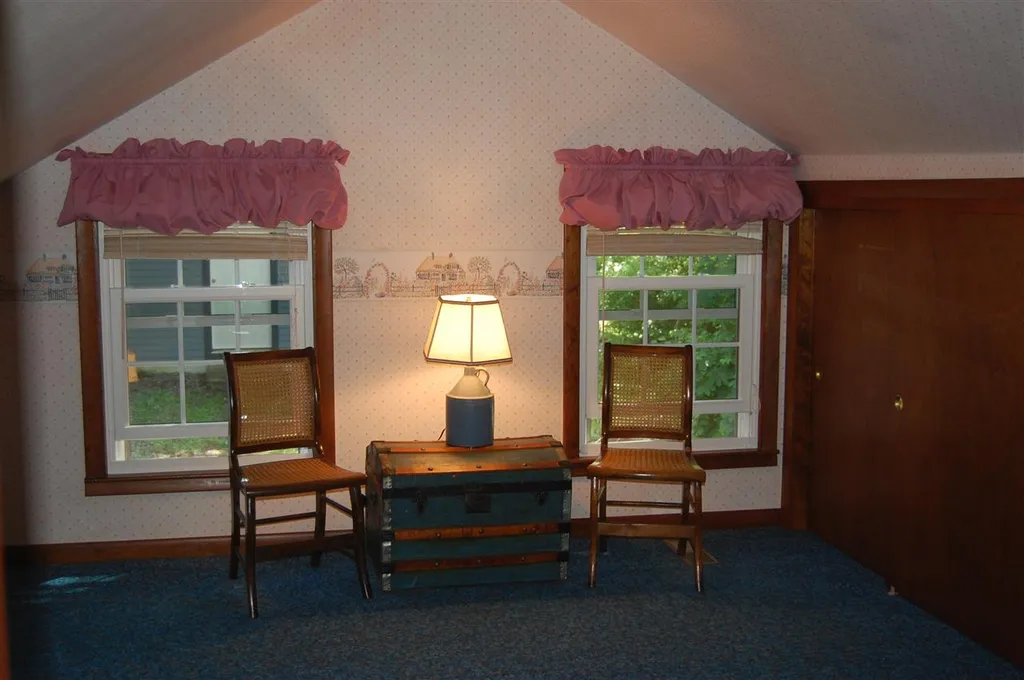 9 Camp Road Hopkinton NH 03229