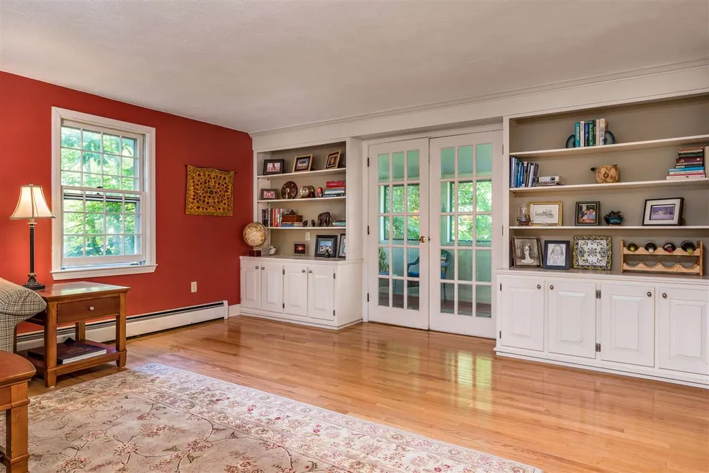 5 Gove Road Brentwood NH 03833