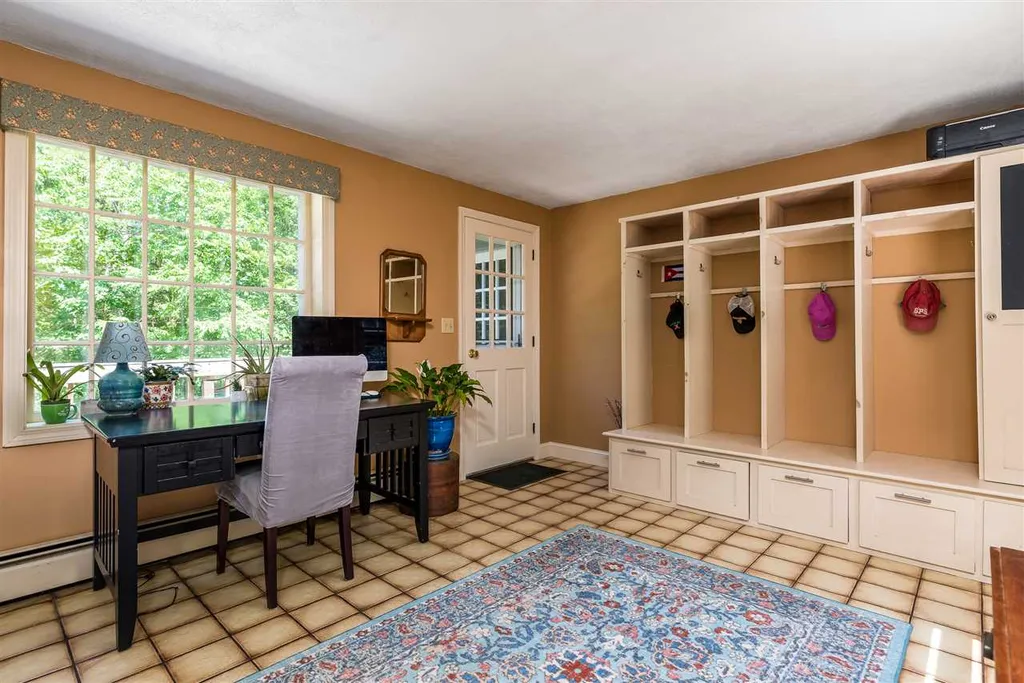 5 Gove Road Brentwood NH 03833