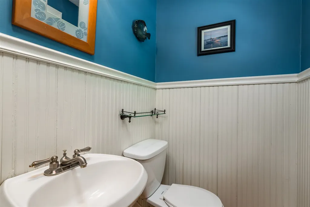 5 Gove Road Brentwood NH 03833