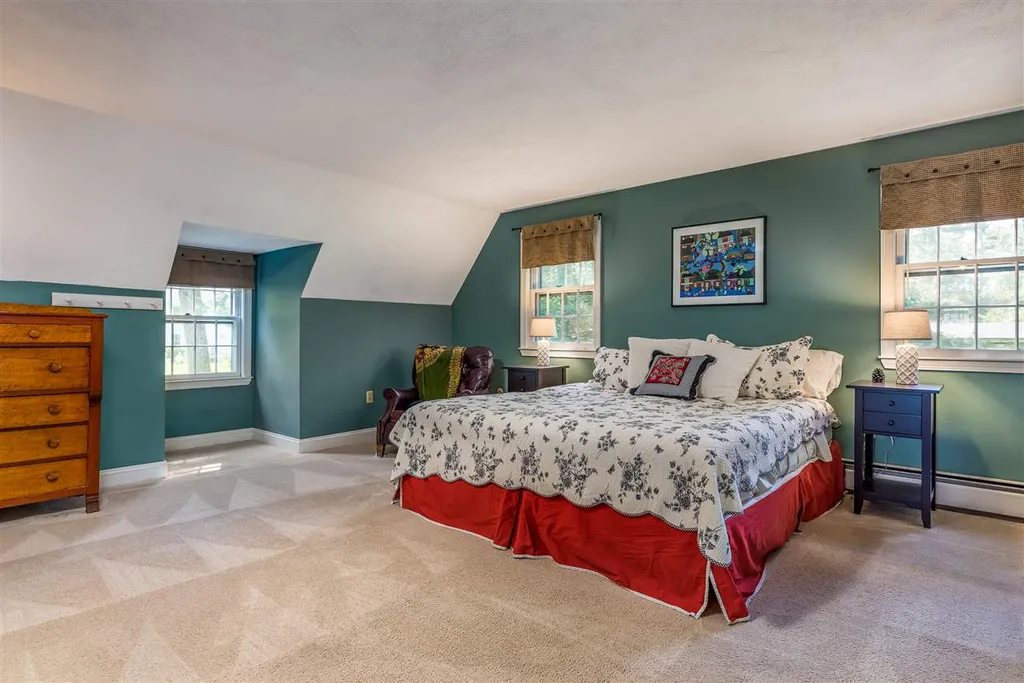 5 Gove Road Brentwood NH 03833