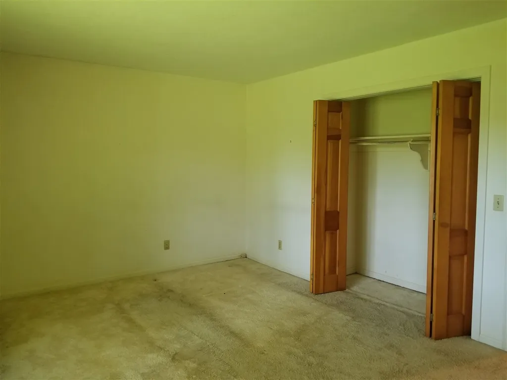 132 Swanzey Lake Road Swanzey NH 03446