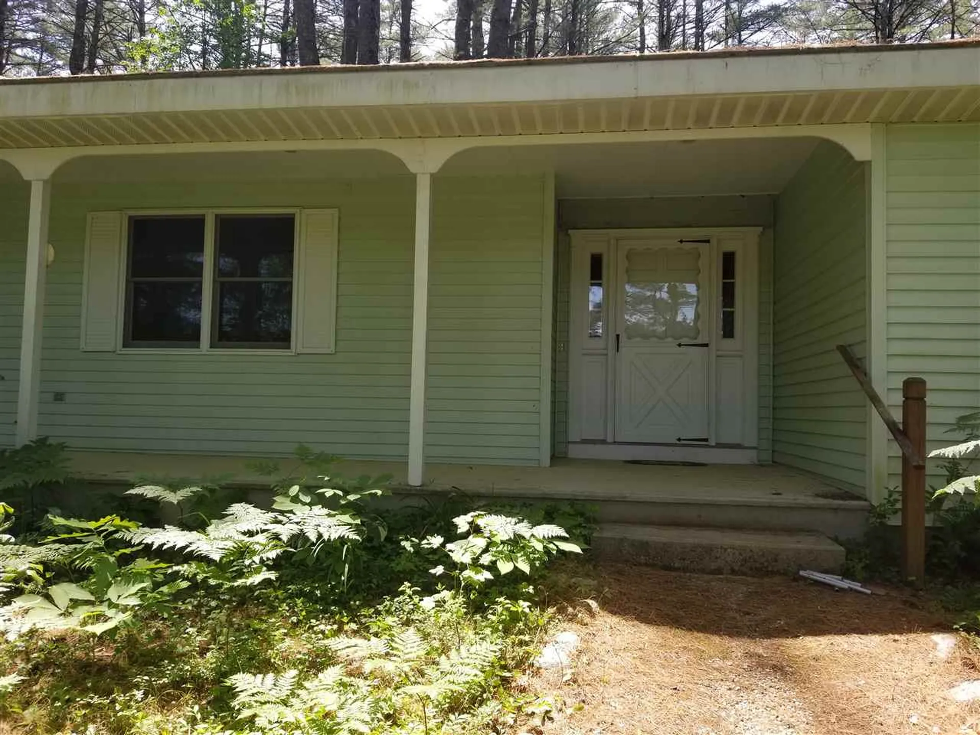 132 Swanzey Lake Road Swanzey NH 03446
