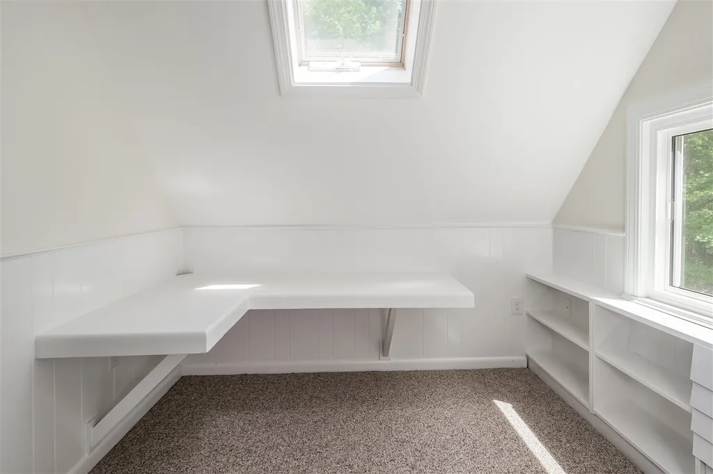 12 Denbow Road Durham NH 03824