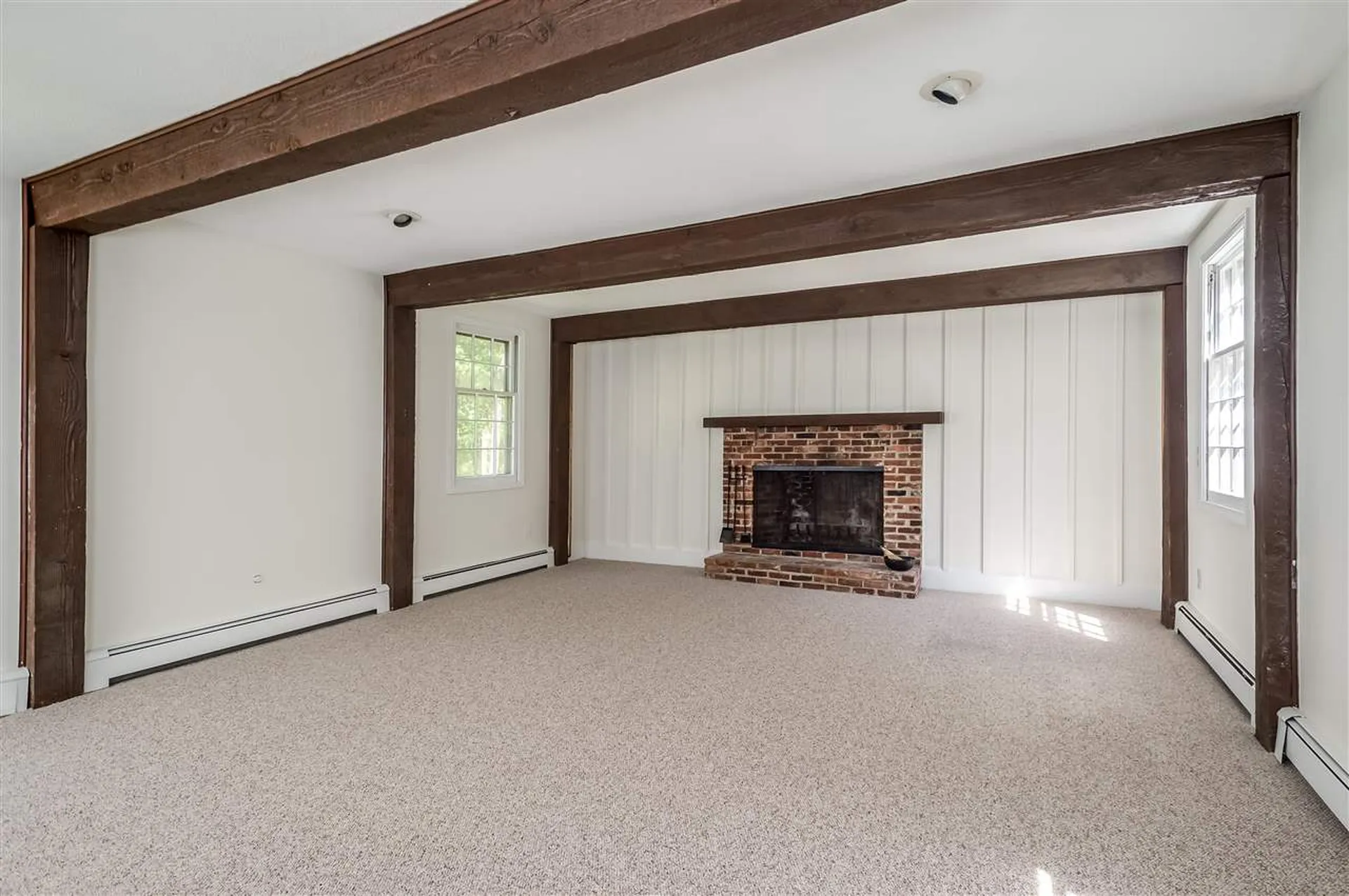 12 Denbow Road Durham NH 03824