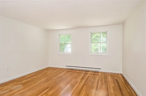 12 Denbow Road Durham NH 03824