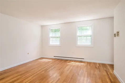 12 Denbow Road Durham NH 03824