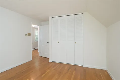 12 Denbow Road Durham NH 03824