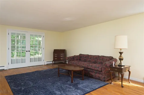 12 Denbow Road Durham NH 03824