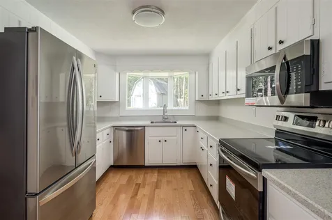 12 Denbow Road Durham NH 03824