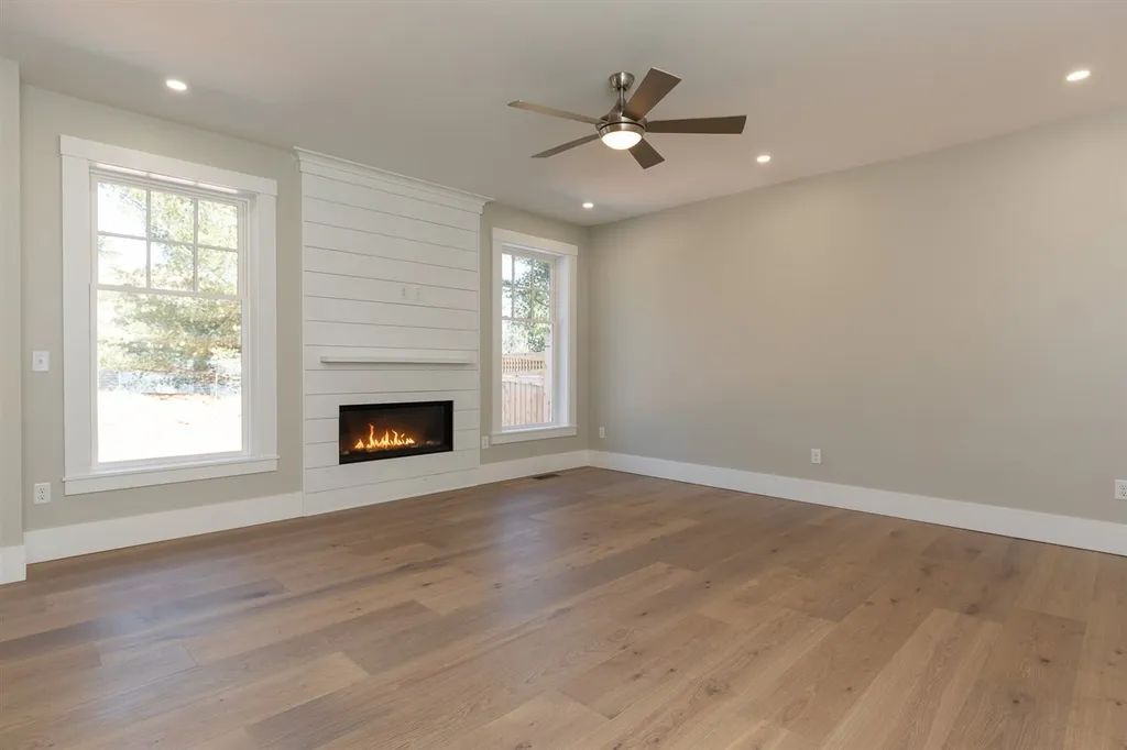 142 Mill Pond Way Portsmouth NH 03801