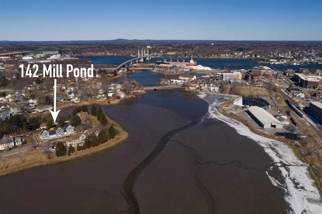 142 Mill Pond Way Portsmouth NH 03801
