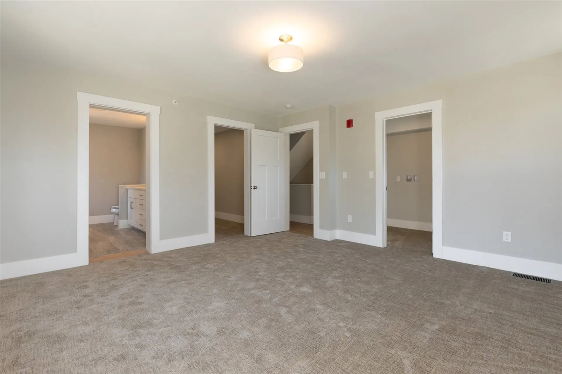 142 Mill Pond Way Portsmouth NH 03801