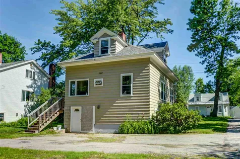 11 Cummings Street Plymouth NH 03264