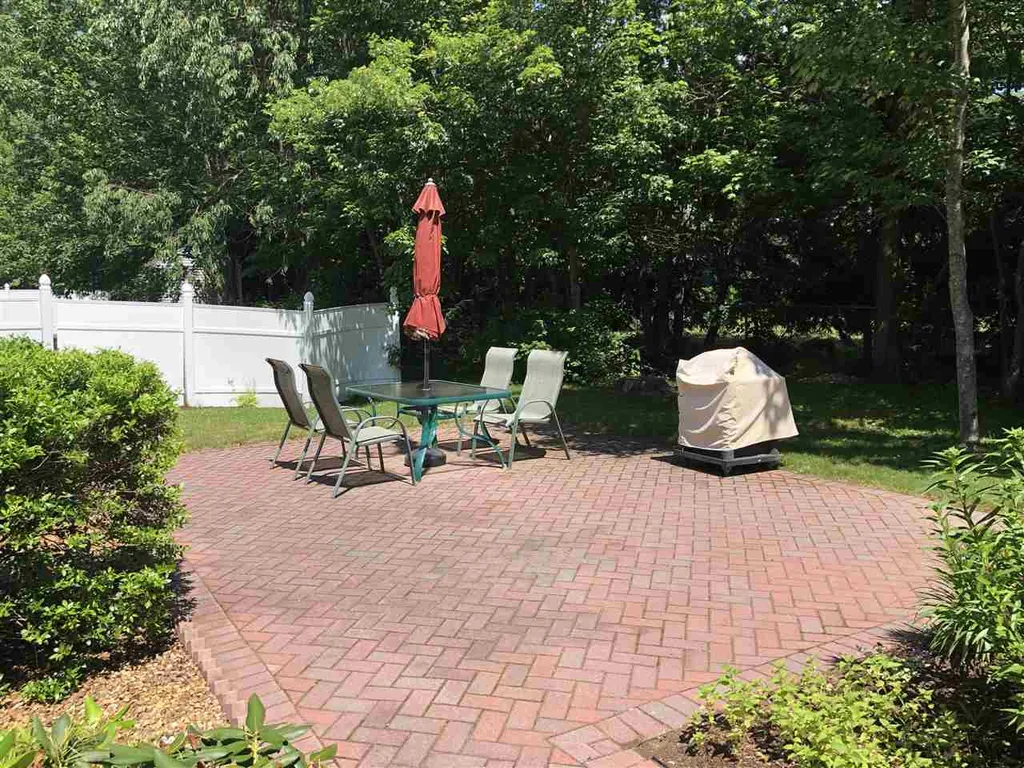 10 Dominique Drive Concord NH 03301