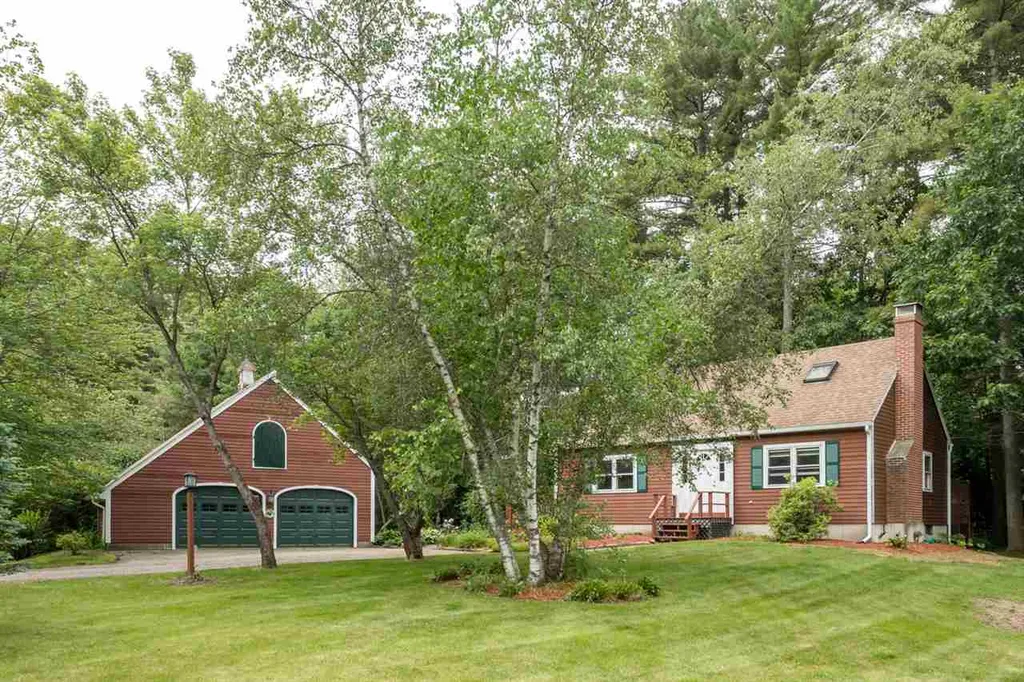 17 Beaver Dam Road South Berwick ME 03908