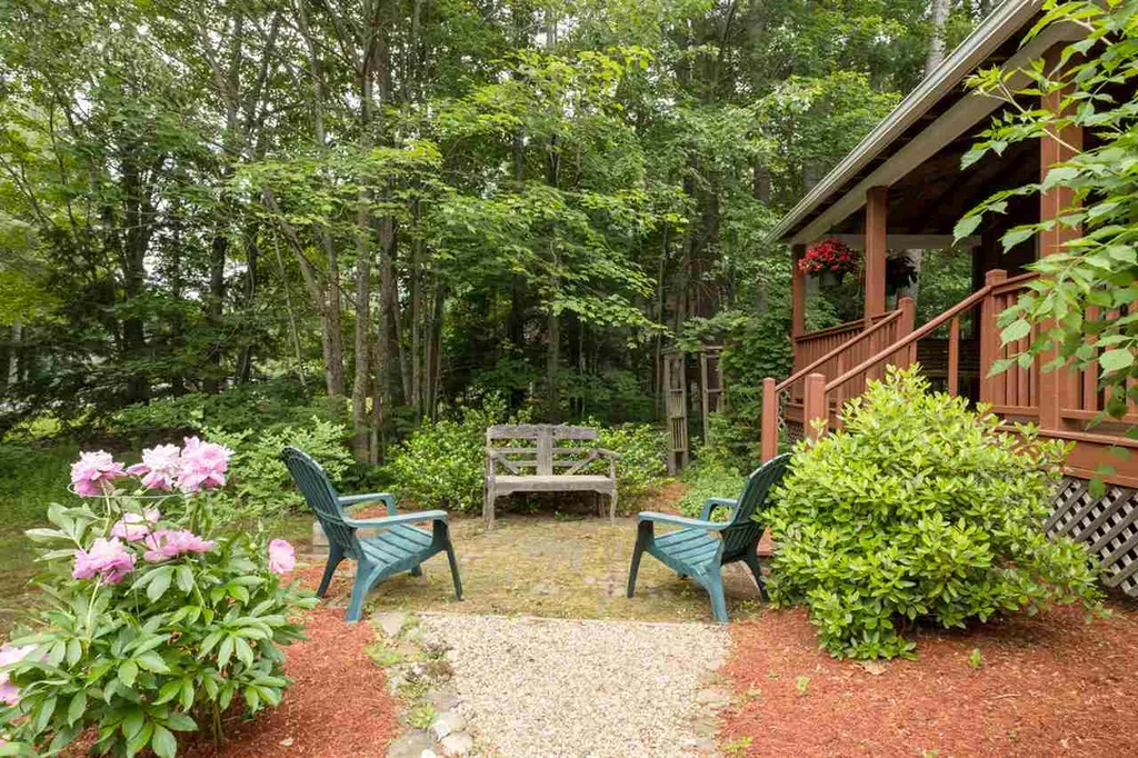 17 Beaver Dam Road South Berwick ME 03908